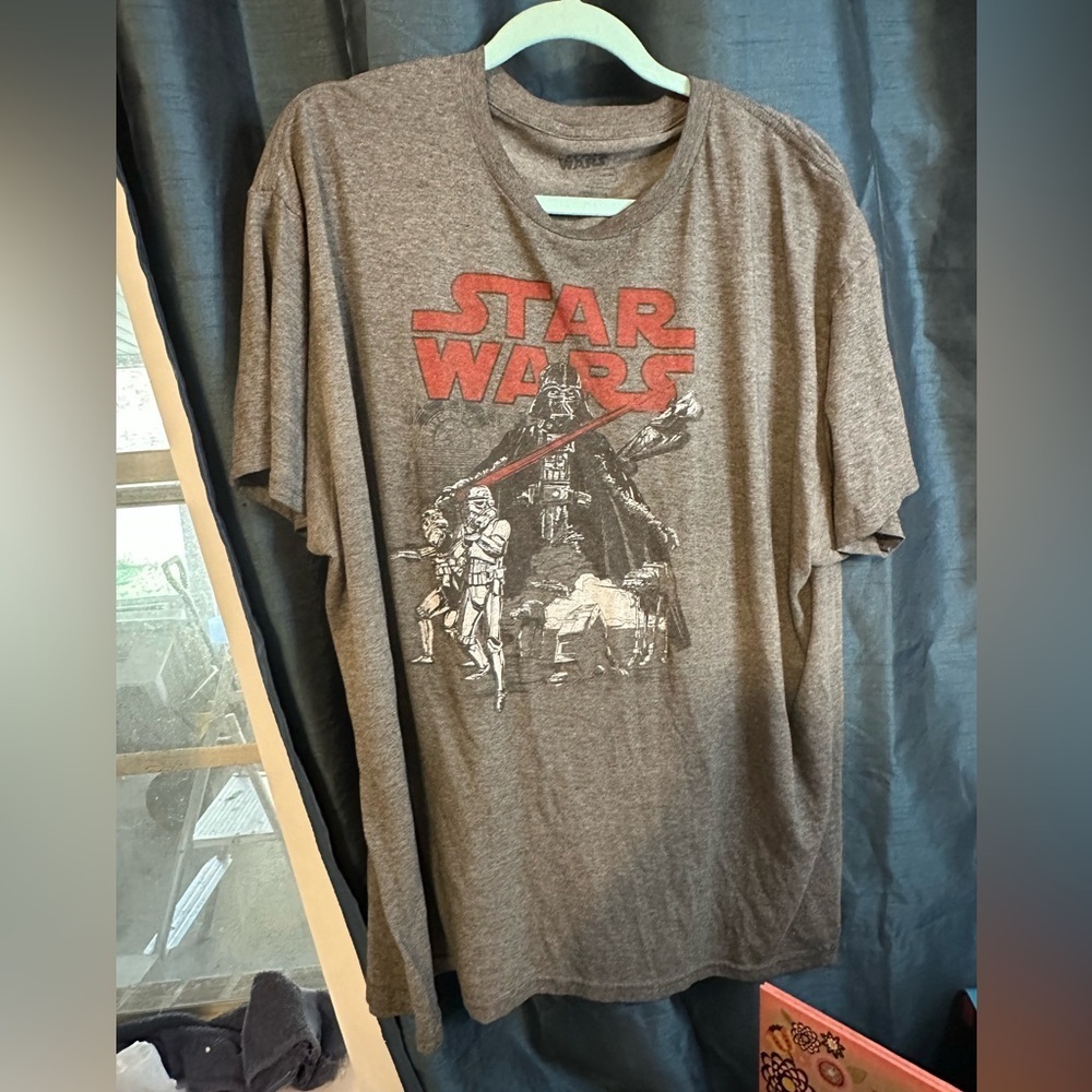 Star Wars Red and Gray Short Sleeve Tee